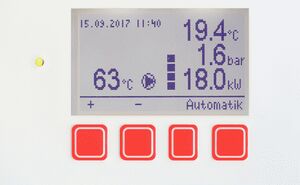 Digitales, beleuchtetes und mehrsprachiges Display